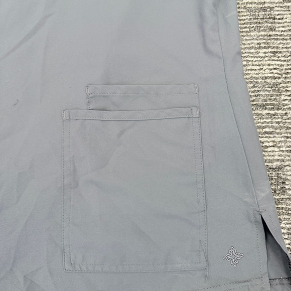 Med‎ Couture Scrub Too -  Women's Dark Grey /Pewter  V-Neck Top - Picture 4 of 10